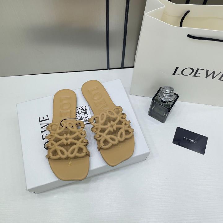 PETAL TAN BEIGE ANAGRAM SANDLE