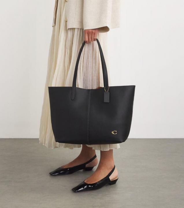 COACH BLACK TOTE BAG