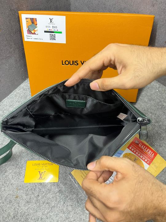 POCHETTE TOGO DARK GREEN DUST BAG