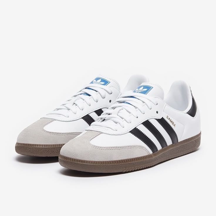 RETRO BLACK/WHITE SNEAKER
