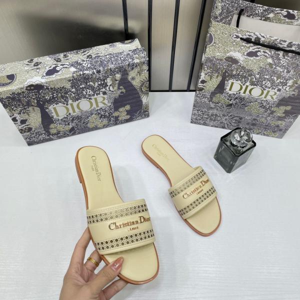 D-LANE BEIGE SLIDE