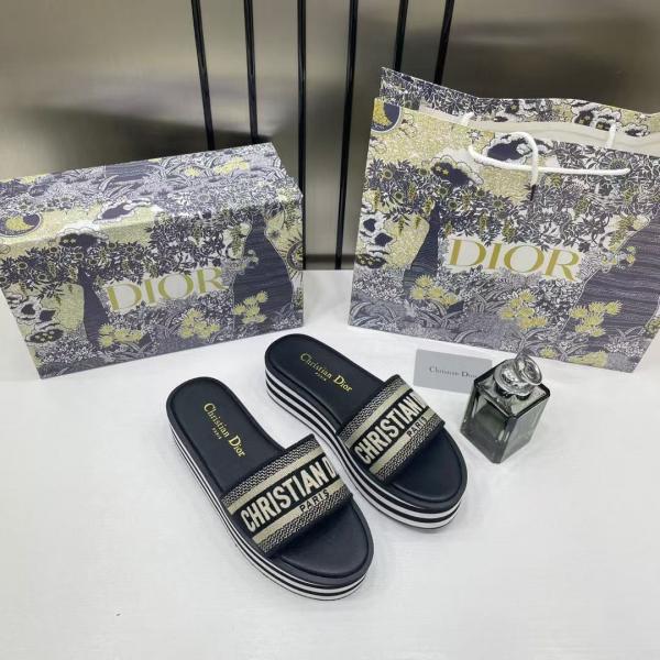 D-WAY RAFFIA PLATFORM SLIDE