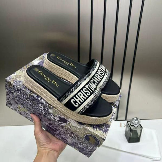 D-WAY EMBROIDER PLATFORM SLIDE