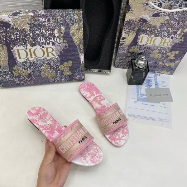 DWAY EMBROIDERED PINK SLIDE