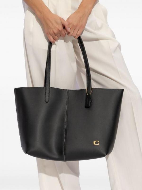 COACH BLACK TOTE BAG