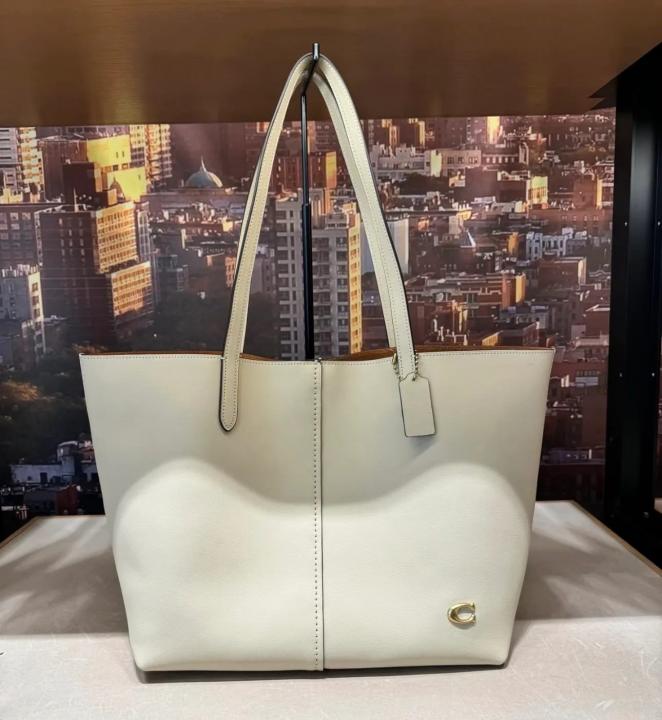 COACH BEIGE WHITE TOTE BAG