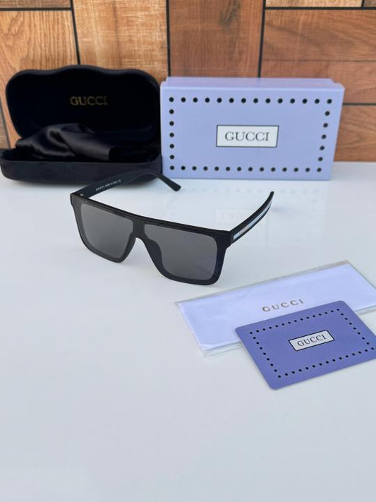 2639 black white