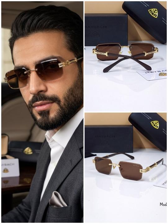 011 BROWN GOLD SHOWROOM DESIGNER