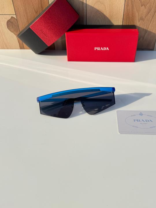 217 blue black