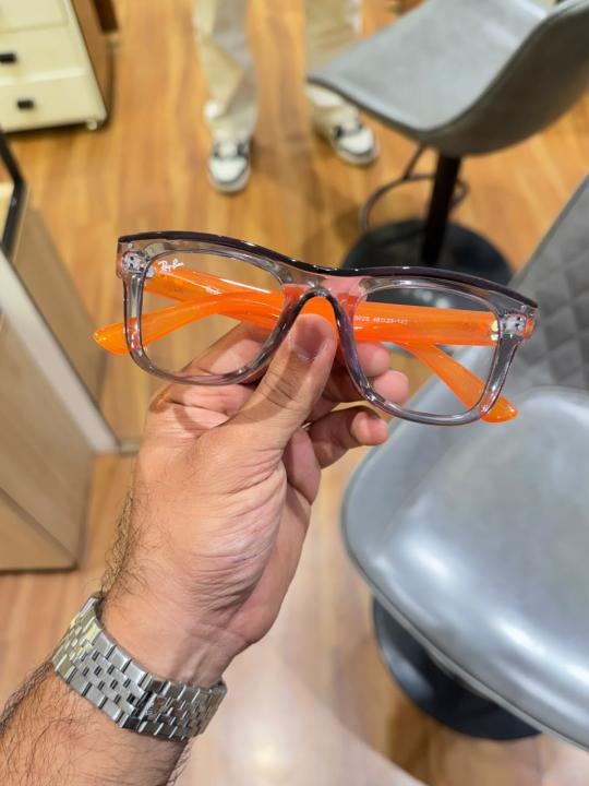 0502 grey orange plano