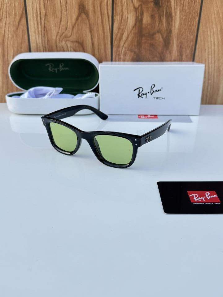 0502 black green candy