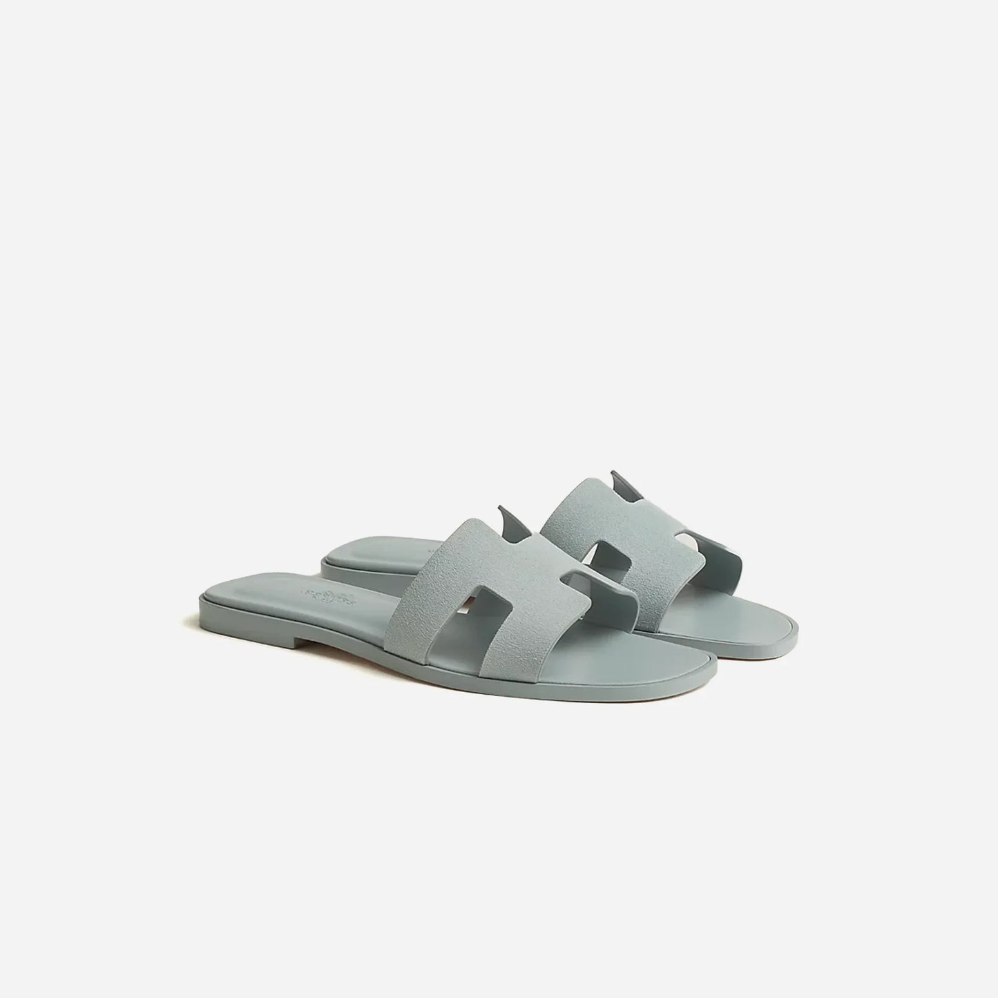 ORAN GREY FLAT