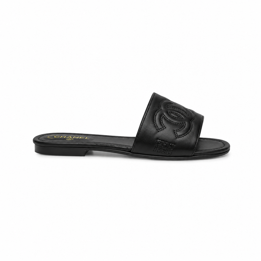 CC QUILTED BLACK FLAT