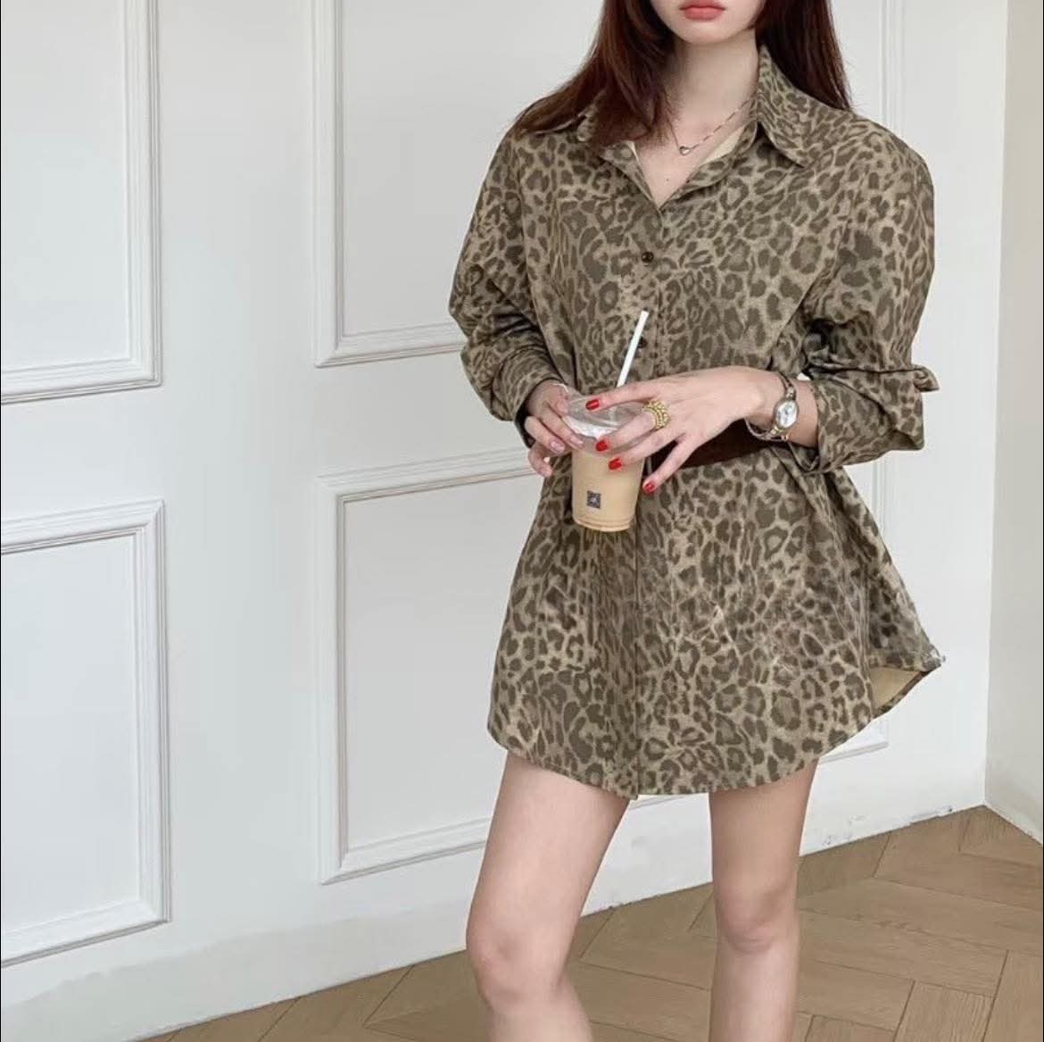 Leopard printed shirt With belt 0312