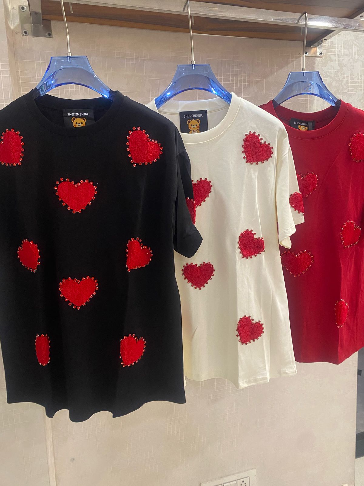 BIG EMBELLISHED HEART LONG TSHIRT 2002