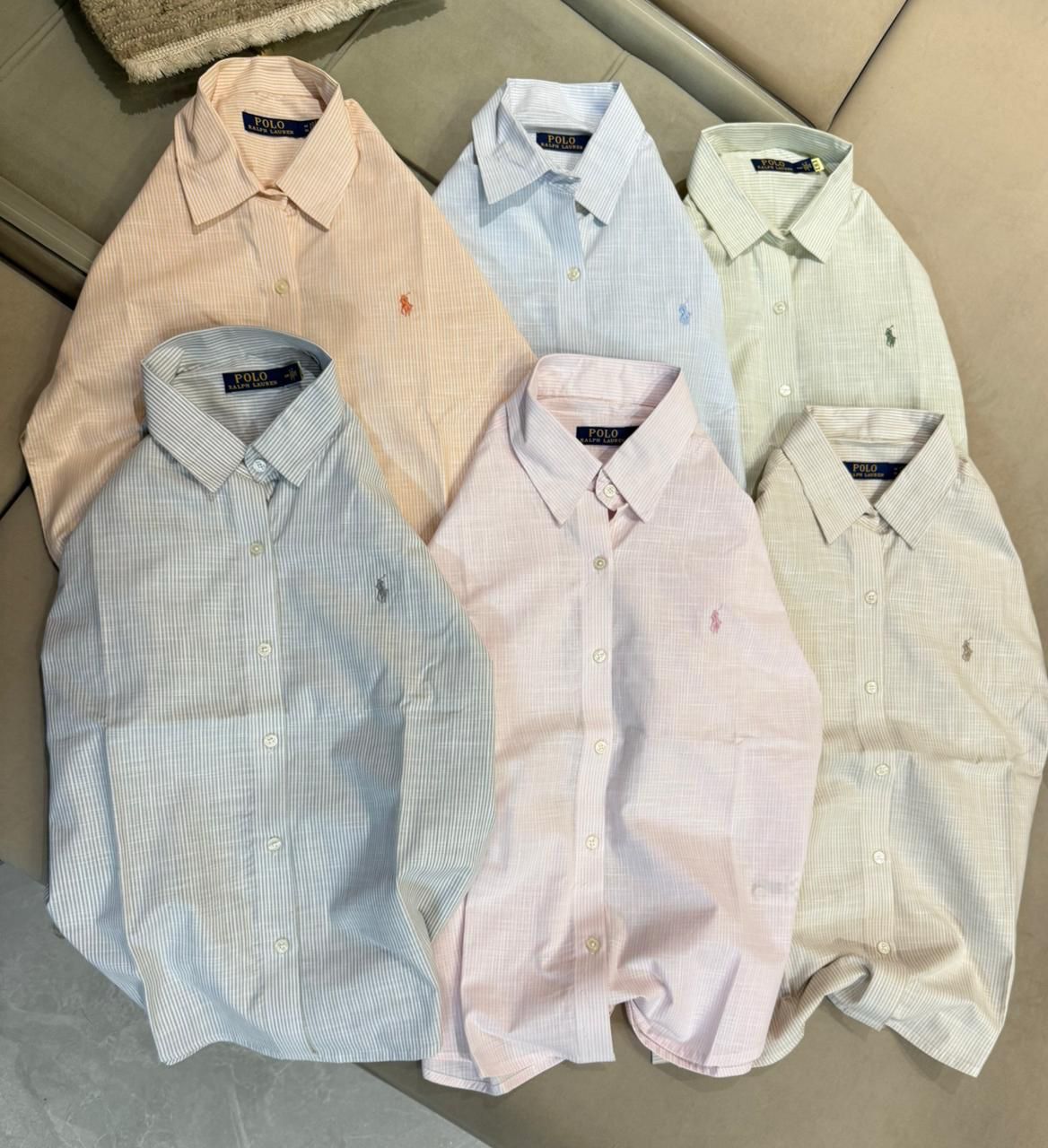 CLASSIC POLO-STYLE BUTTON-UP SHIRT 2002