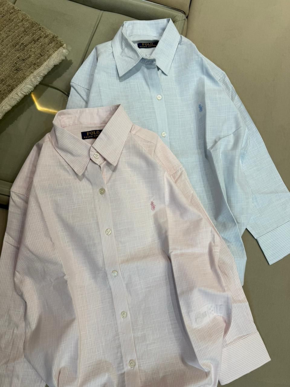 CLASSIC POLO-STYLE BUTTON-UP SHIRT 2002