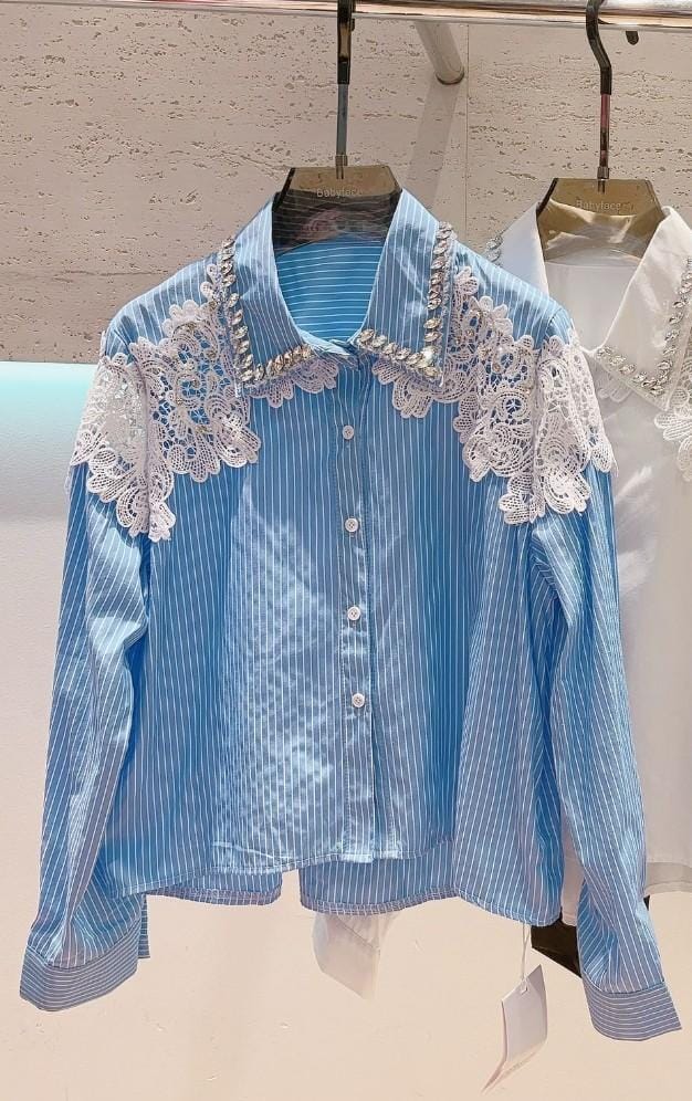 LACE DETAILED EMBELLISHED SHIRT 2002