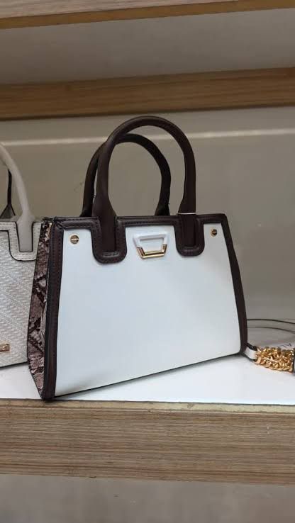 LD0 ASHOVER CONTRAST TRIM SATCHEL BAG