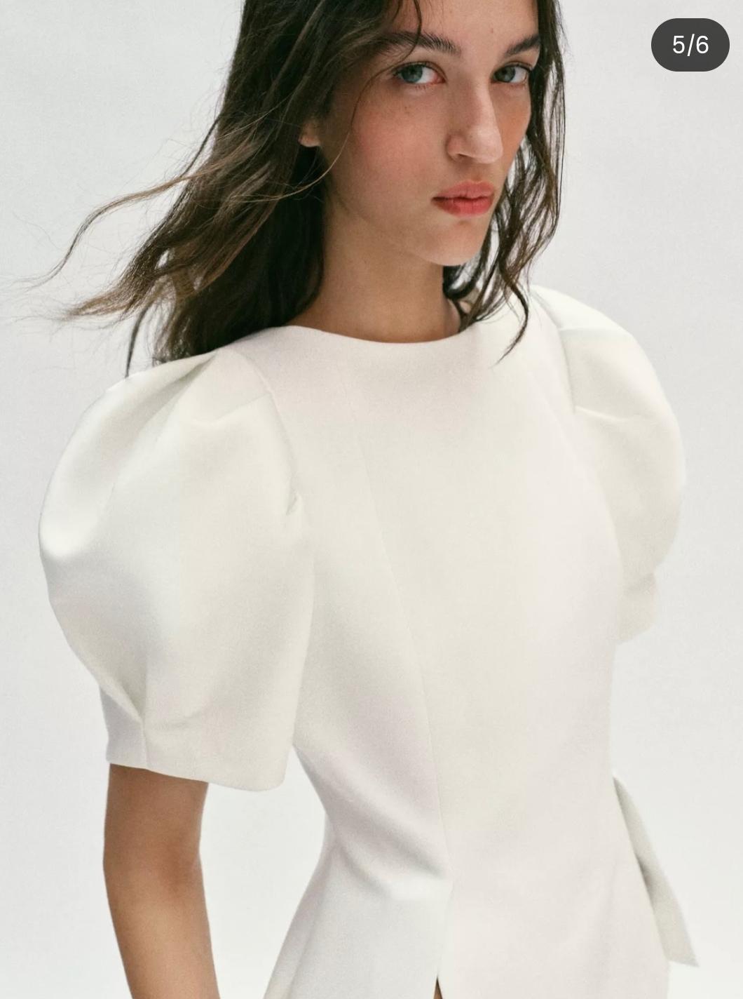 PUFF SLEEVE TOP – 1106