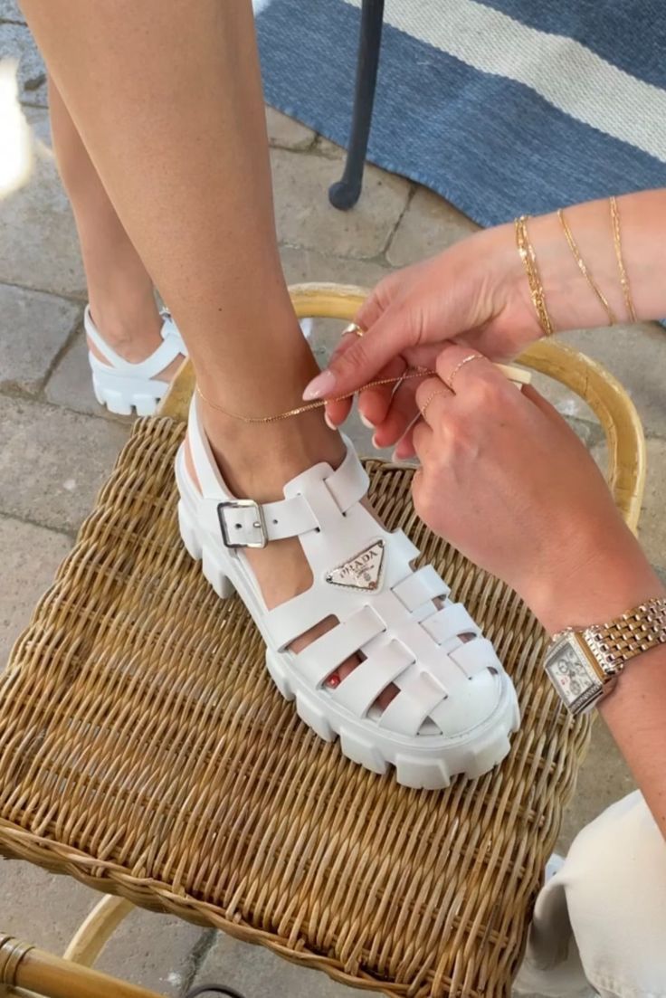 Rubber Monolith sandal in white