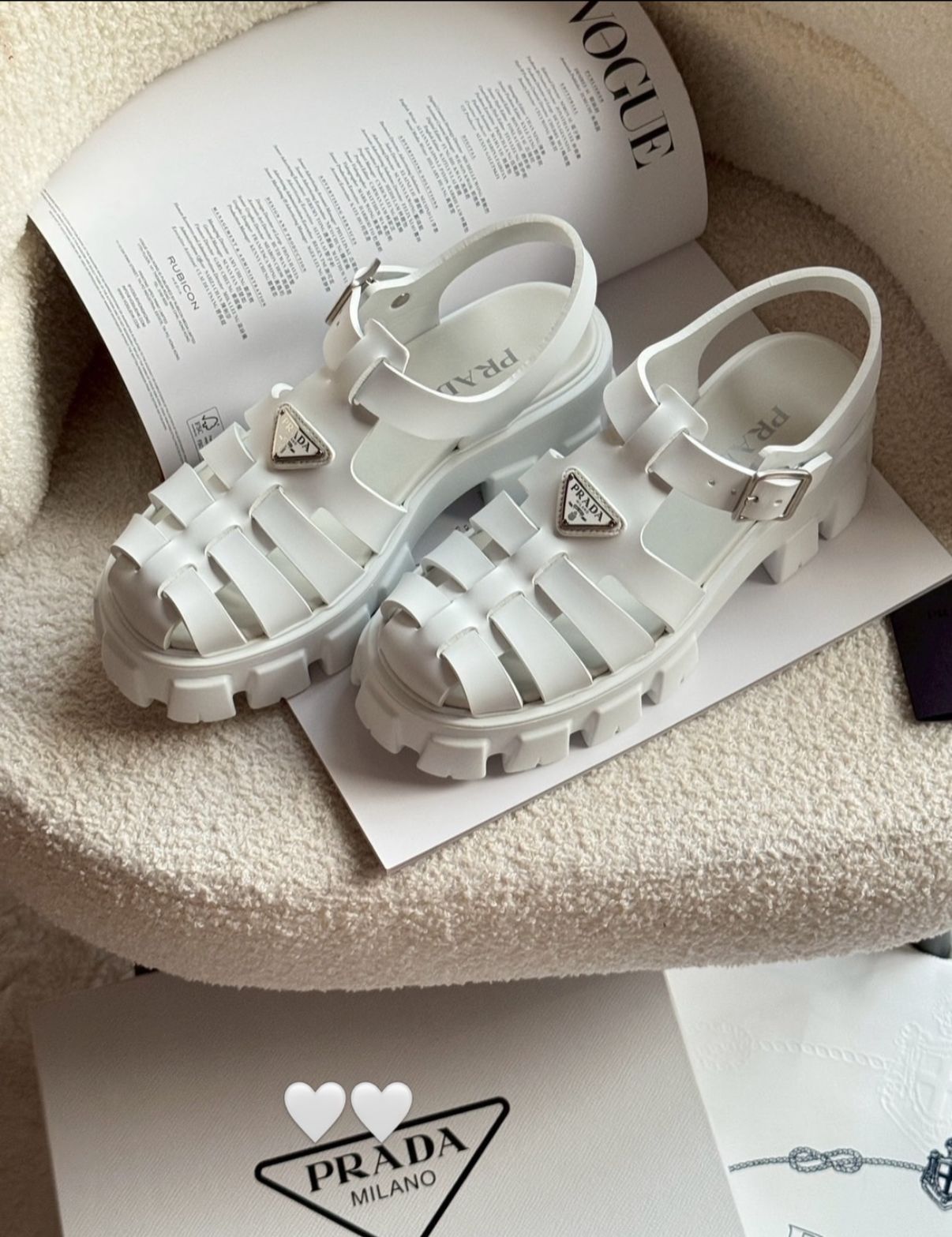 Rubber Monolith sandal in white