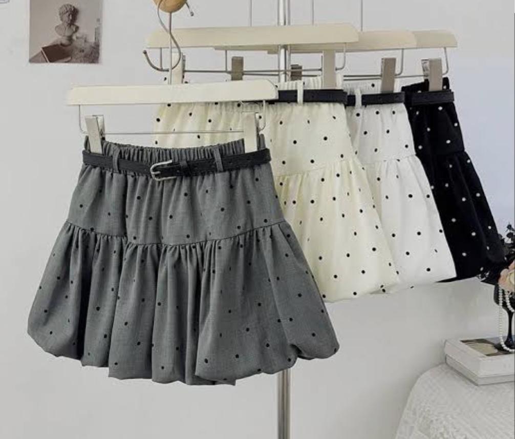 WOMEN’S RUFFLED POLKA DOT MINI SKIRT WITH BELT