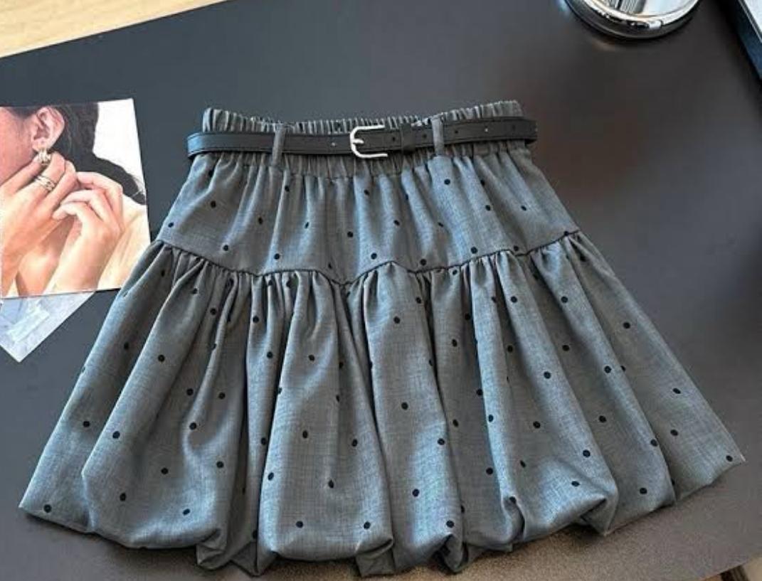 WOMEN’S RUFFLED POLKA DOT MINI SKIRT WITH BELT