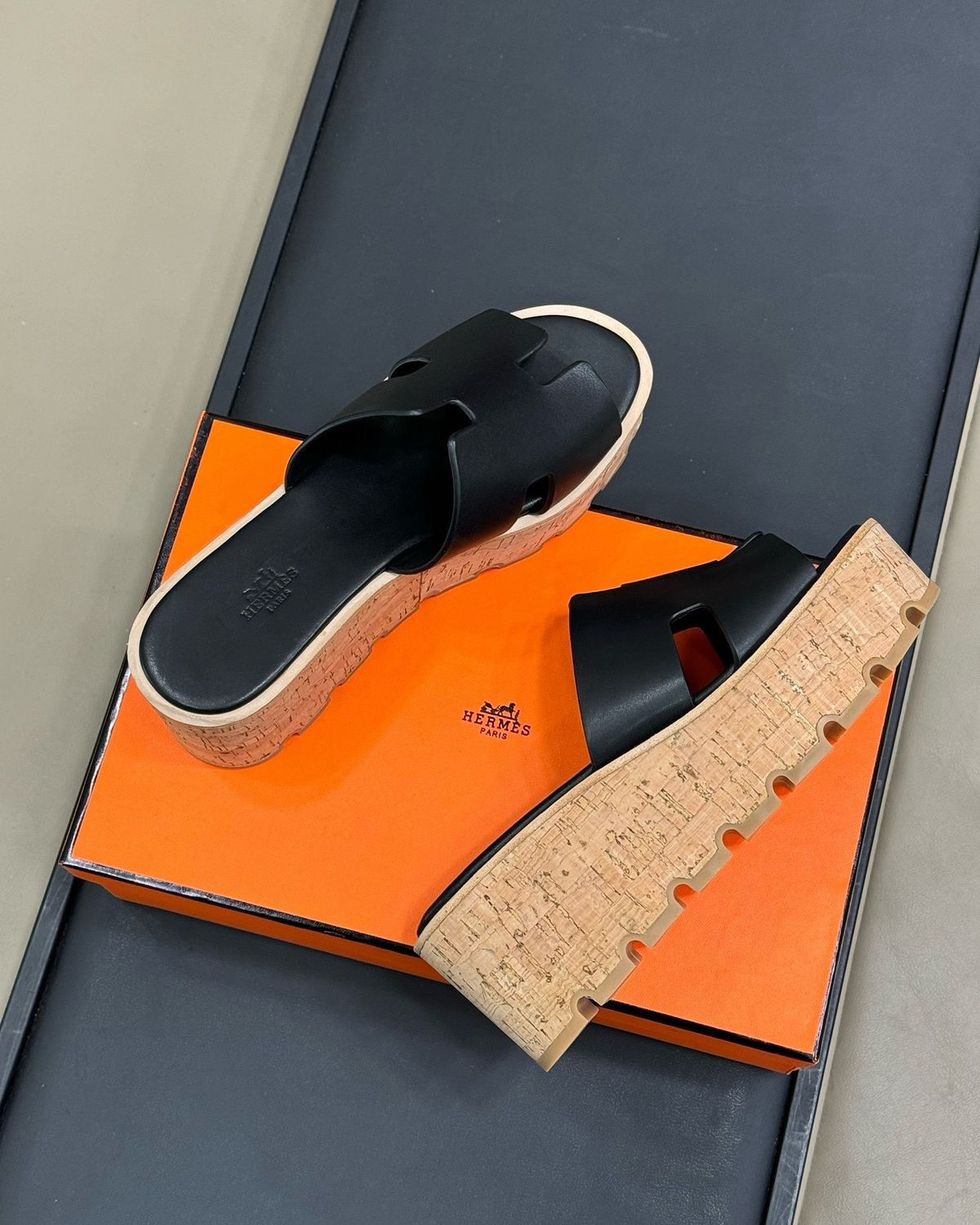 Hermès Eze 30 sandal