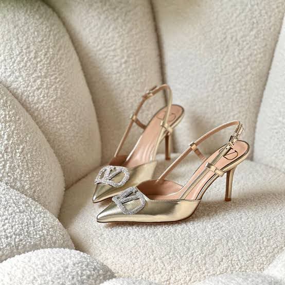 VLogo Glow Laminated Nappa Slingback