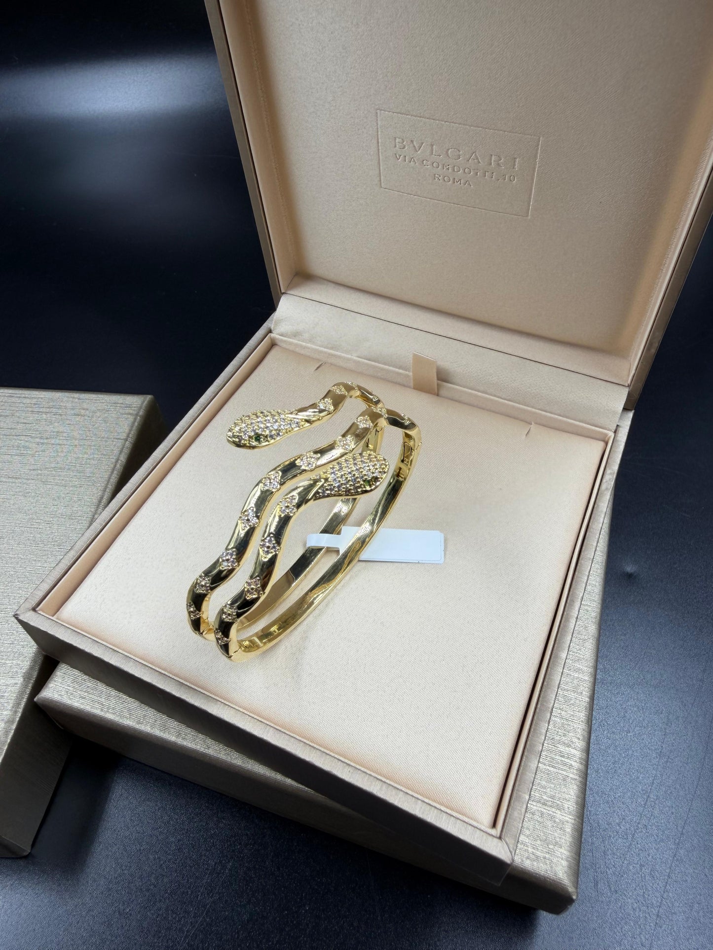 👸🏻👸🏻High  Quality BVLGARI BRACELET FOR Her-👸🏻👸🏻