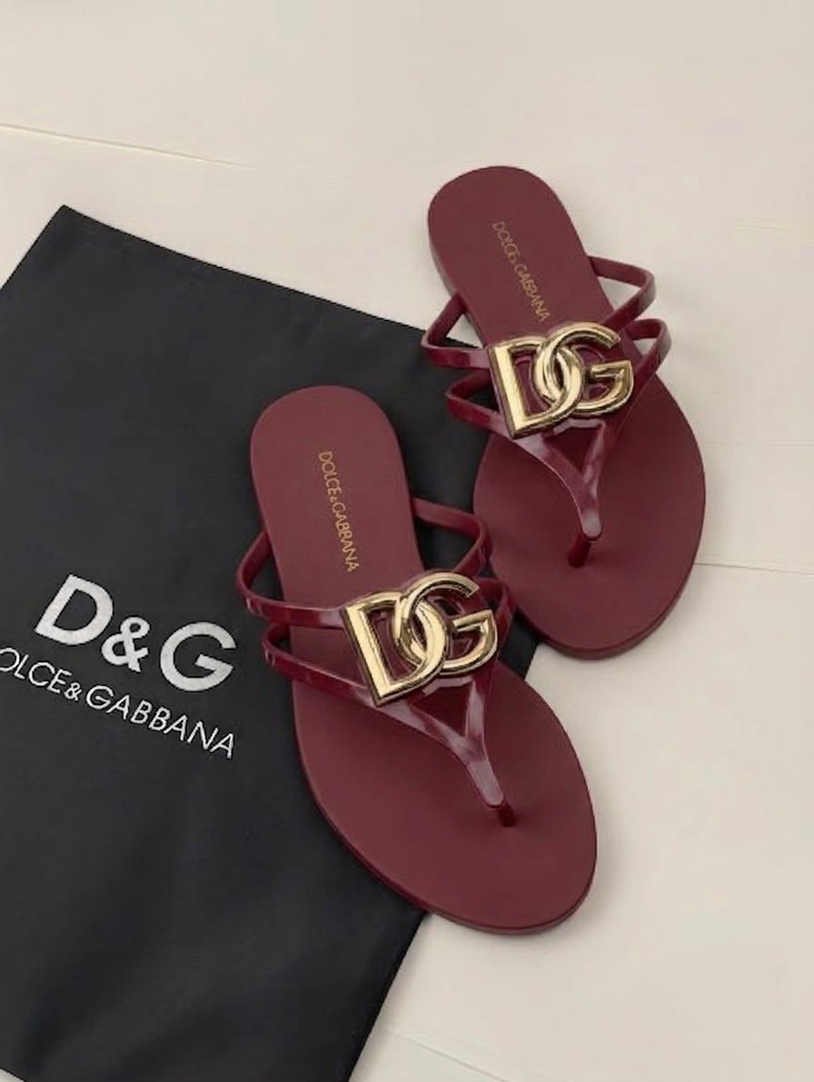 Dolce & Gabbana DG Thong Sandals