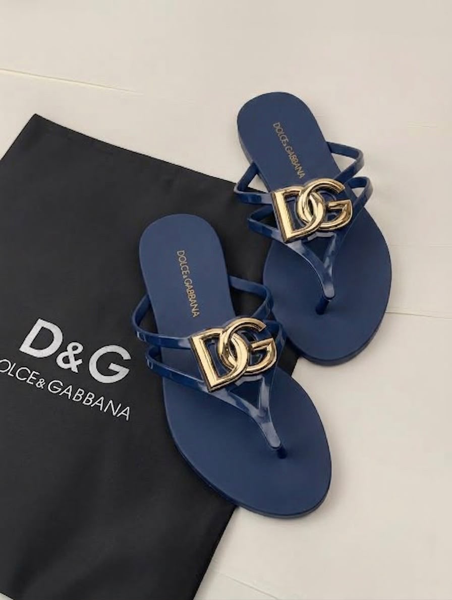 Dolce & Gabbana DG Thong Sandals