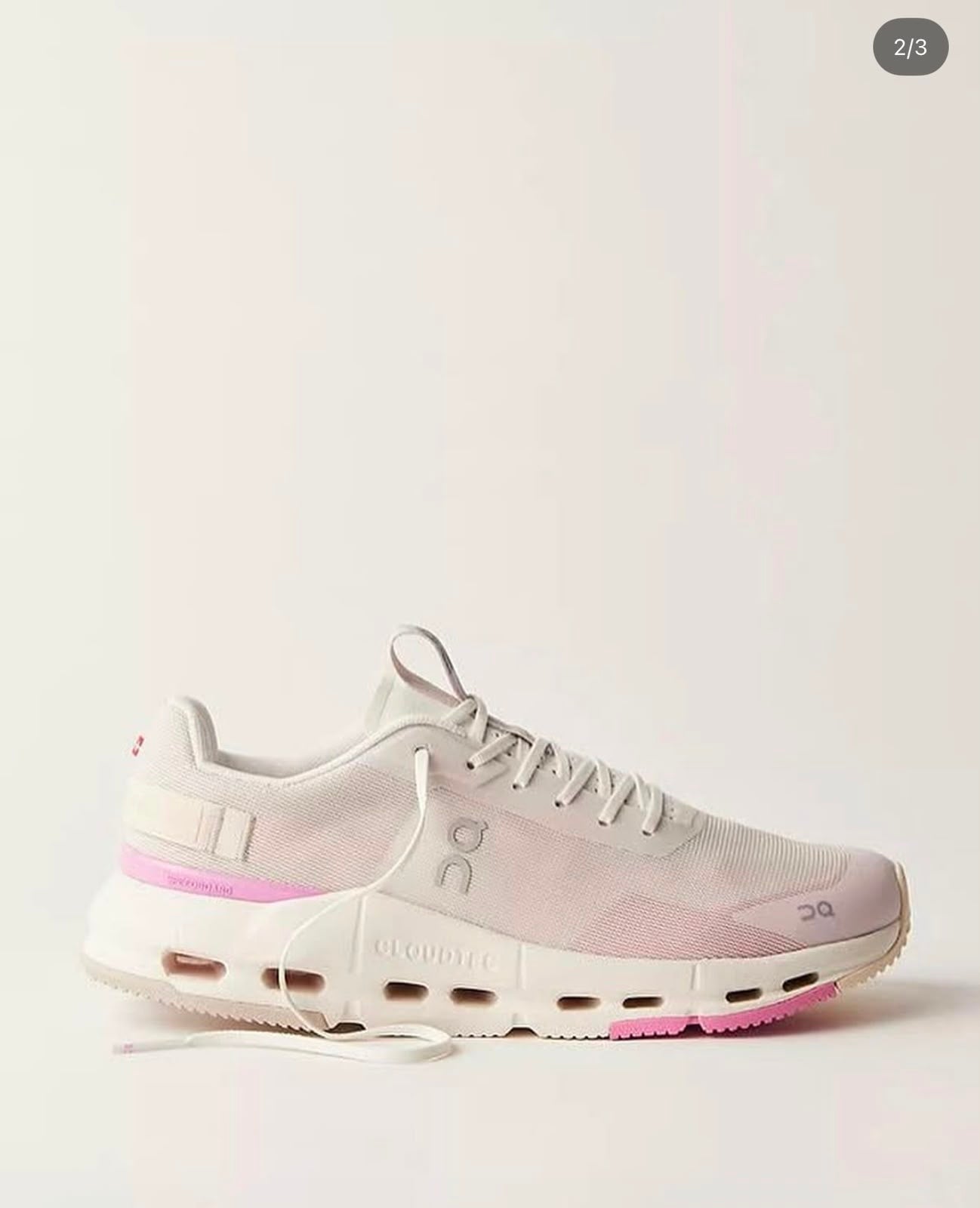 ON CLOUDNOVA SNEAKER