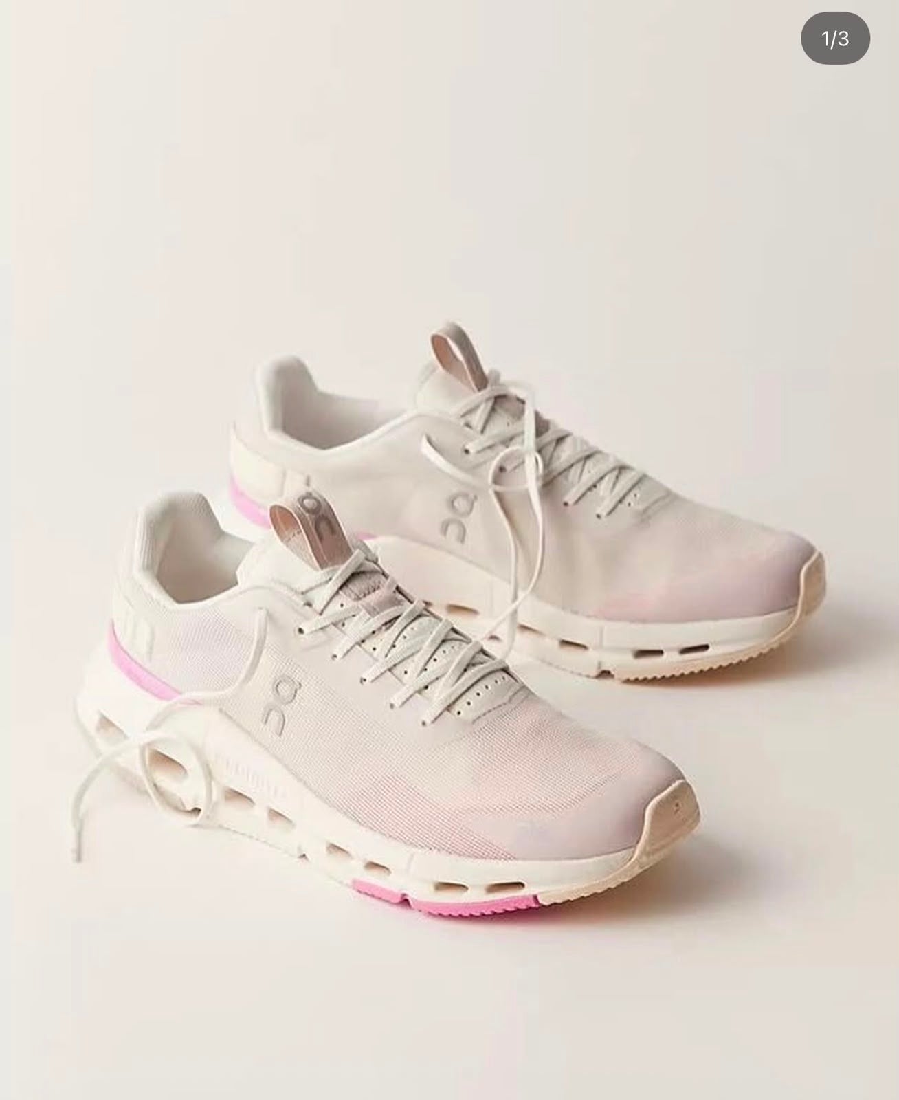 ON CLOUDNOVA SNEAKER