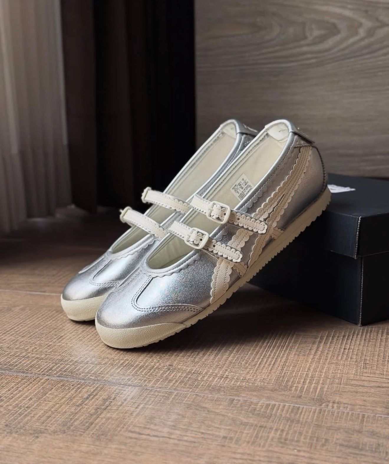 ONITSUKA TIGER MEXICO 66 TGRS SHOES