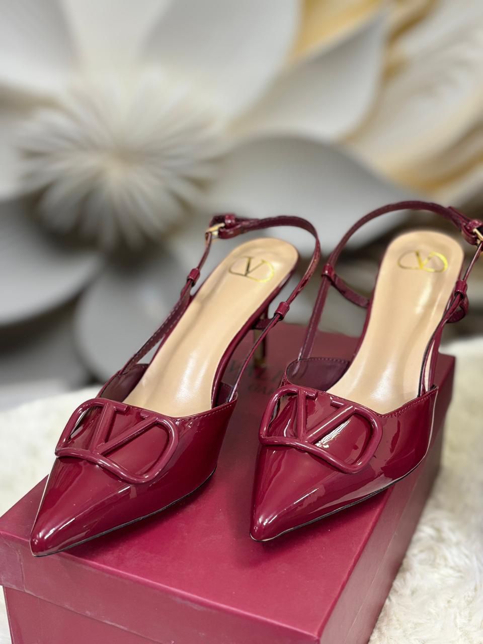 VALENTINO HEEL  IN PATENT QUALITY