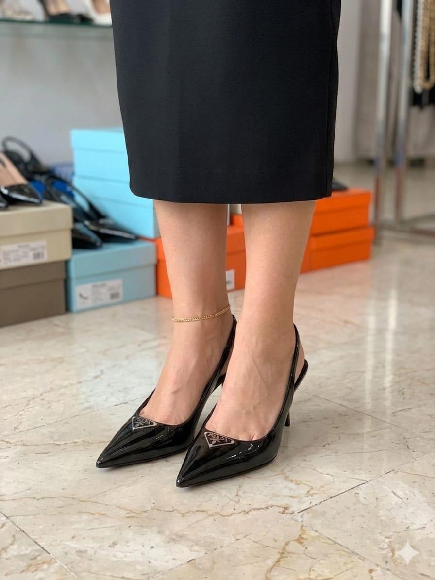 PRADA HEEL
