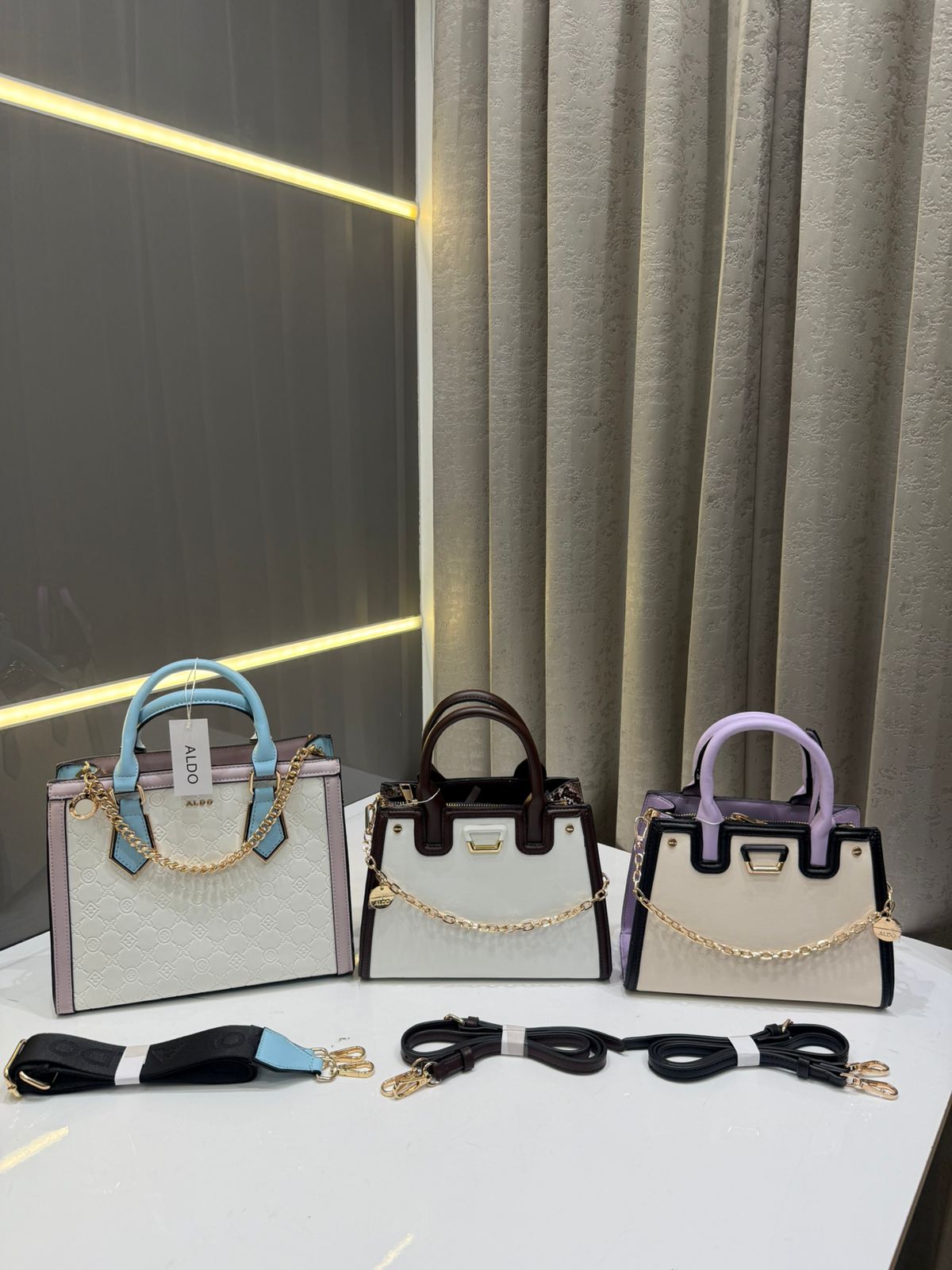 LD0 ASHOVER CONTRAST TRIM SATCHEL BAG