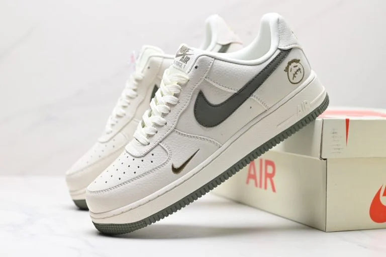 AF 1 LO X TRVS SCTT CTUS JCK OLVE